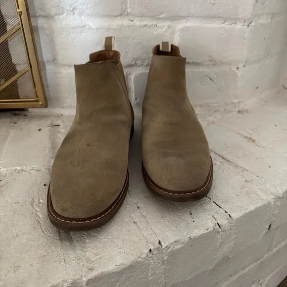 Steve Madden | Shoes | Steve Madden Tan Suede Chelsea Boots 